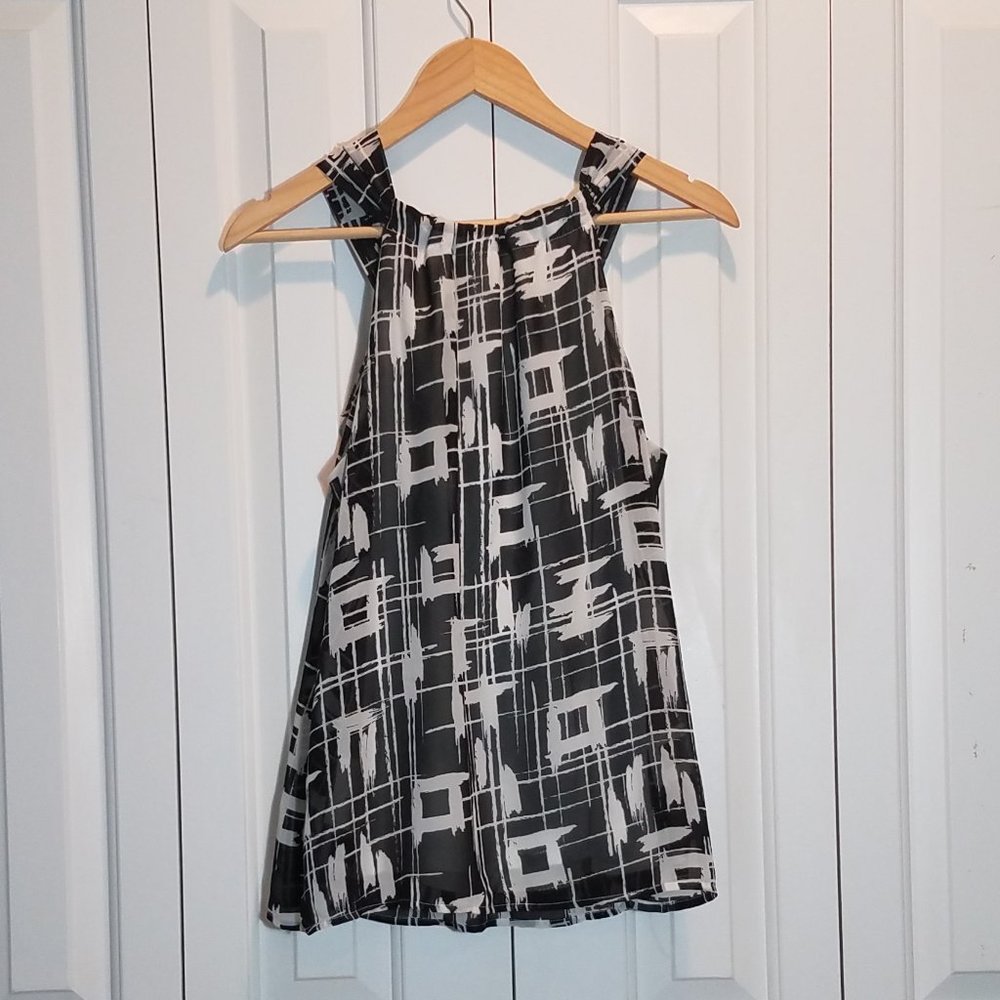 Adiva Ruffle Front Tank - Picture 2 of 4